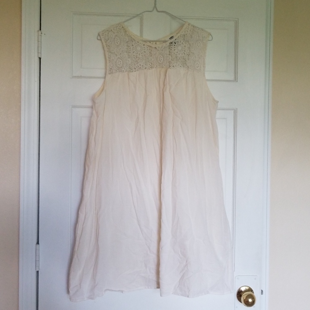 Old Navy ivory lace dress